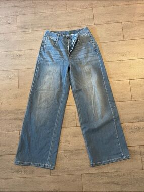 HALARA Light Blue Denim High-Rise Jeans